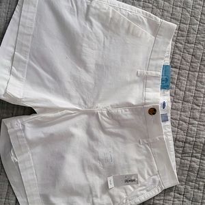 Women's   Old Navy white shorts size 2